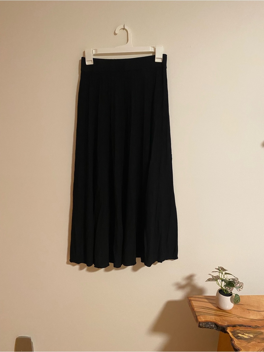 KOTN Gezira Knit Skirt - Picture 4 of 12